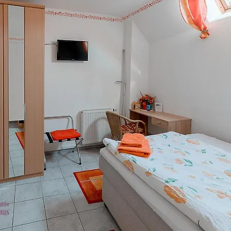 Gasthaus & Horning Guest house *