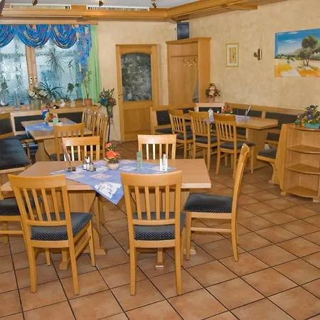 Gasthaus & Horning Guest house *
